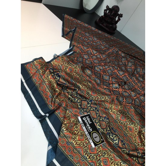 IG1342 Pure satin crape 