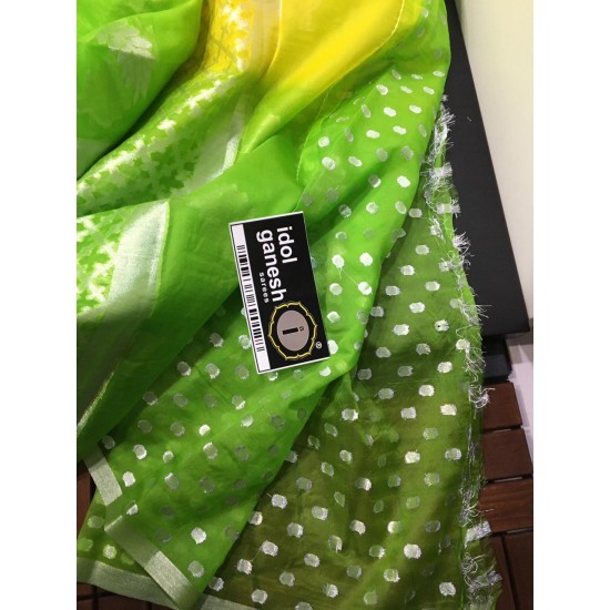 IG1456 Lite weight kora sarees 