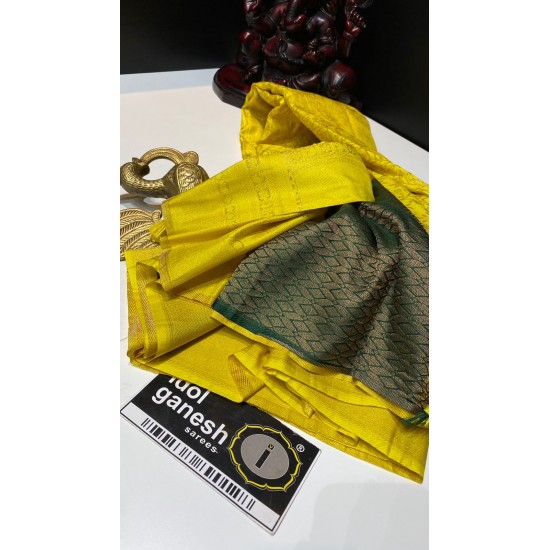 IG2666 Lite weight soft Kubera pattu