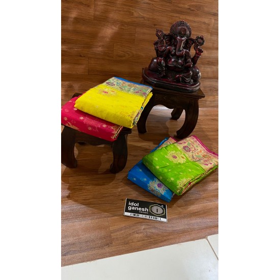 IG3578 Lite-weight kora sarees