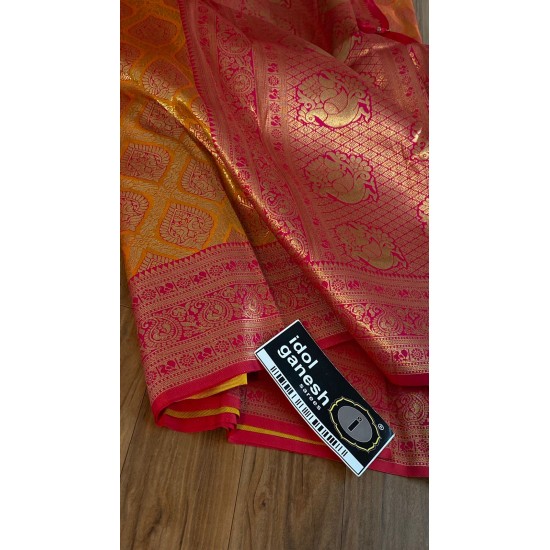 IG4080 lite waight soft banarasi pattu 