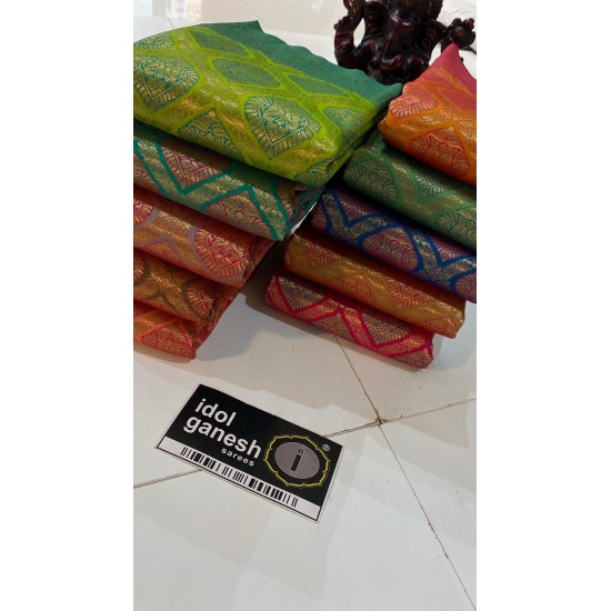 IG4554lite weight soft Banaras pattU