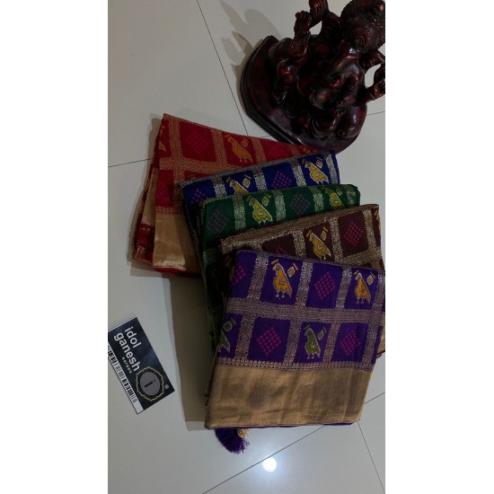 IG4890 lite weight pure munga silk pattu 