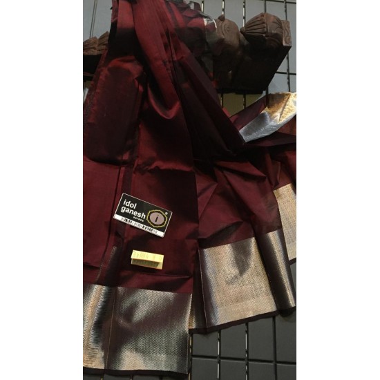 IG585 Pure Handloom pattu