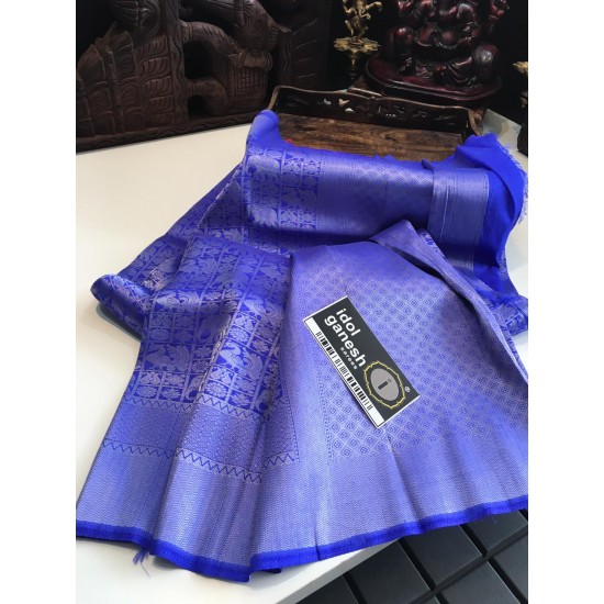 IG671 Lite weight soft Kubera pattu