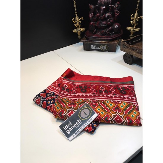 IG73 Lite weight soft crape satin pattu