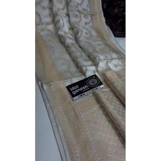 IG7780 Lite weight pure soft mushroo silk 4750/-