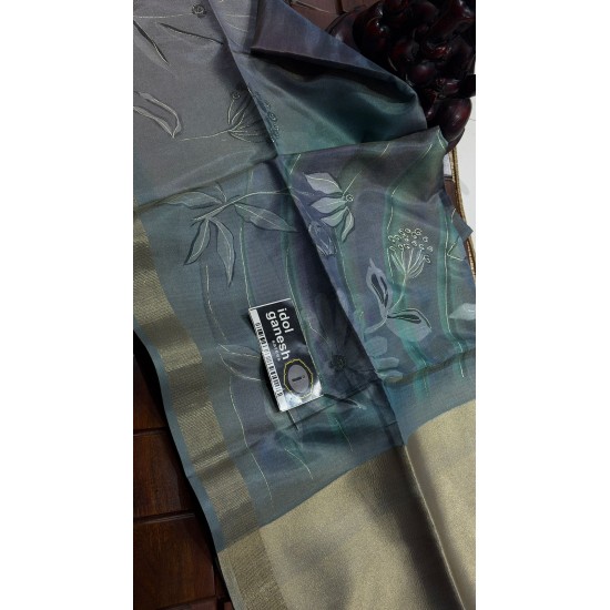 IG7802lite weight soft Tusser sarees jari palli jari border 