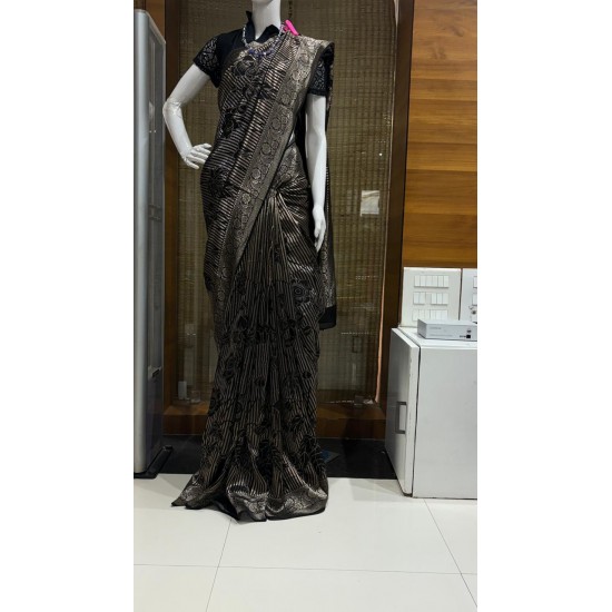 IG7895:lite weight pure jari georgette 3700/-