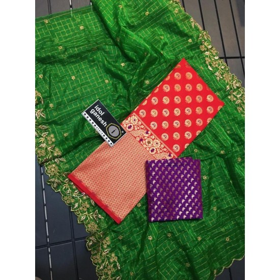 IG826 Lite weight Banaras weaving