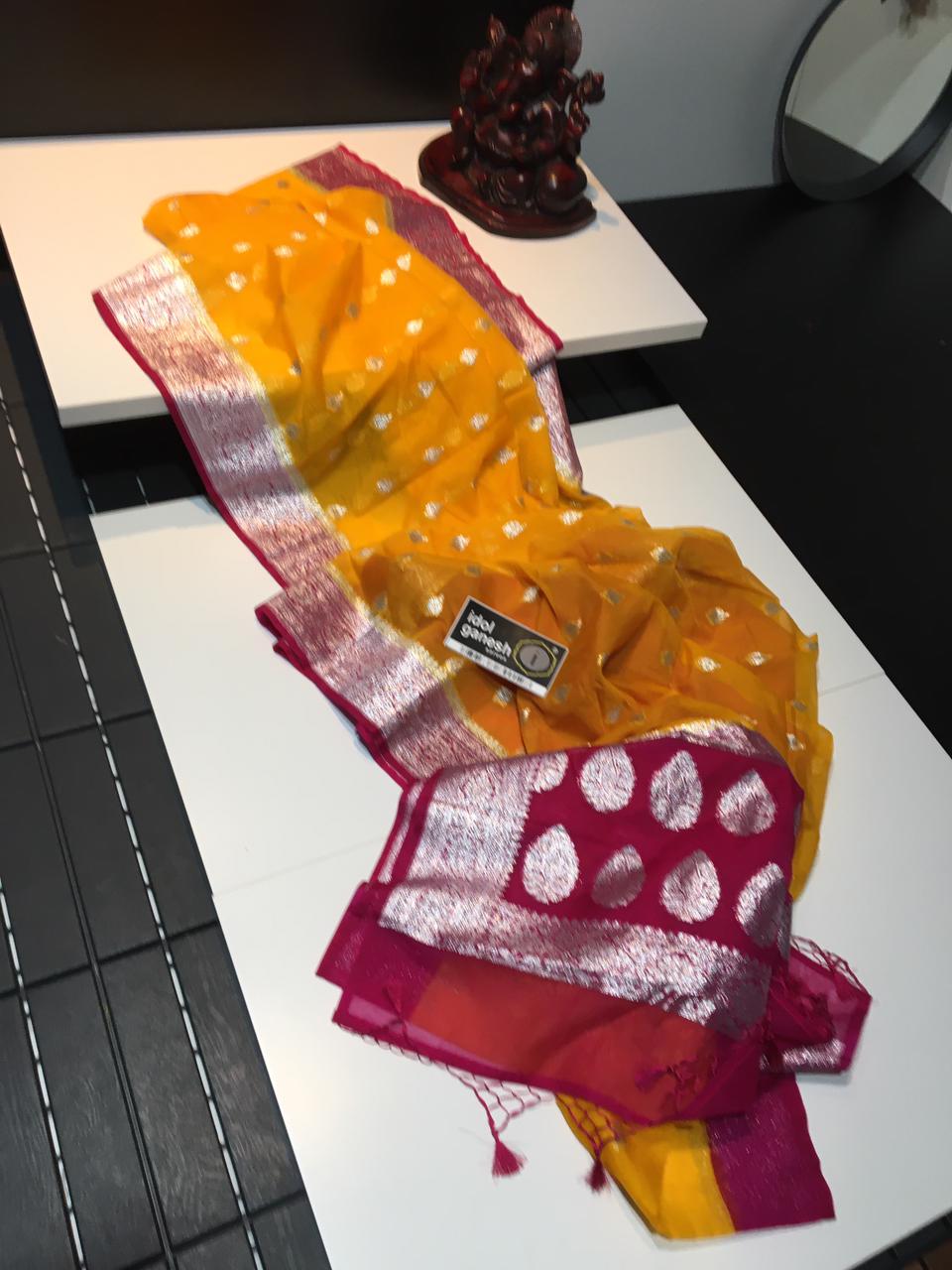 IG1693 Lite weight semi georgette/kora