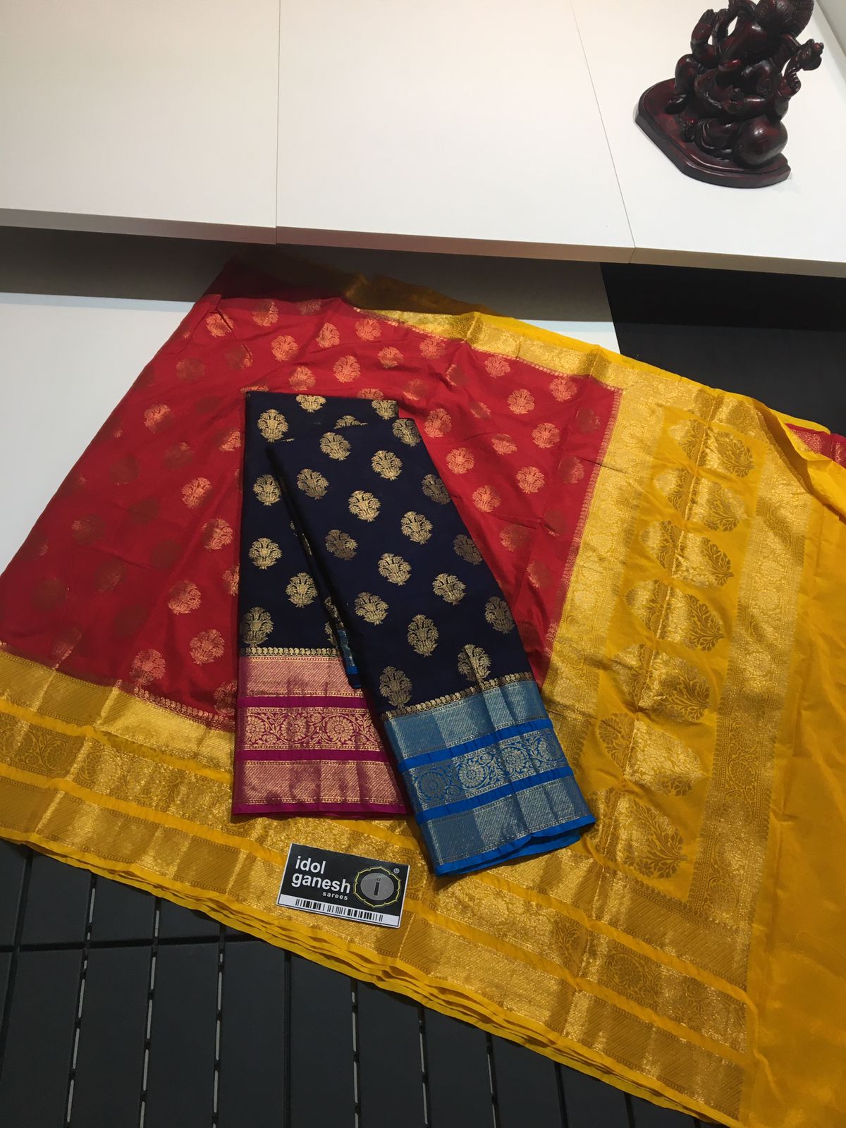 IG1920 Pure fancy Manikarnika pattu 