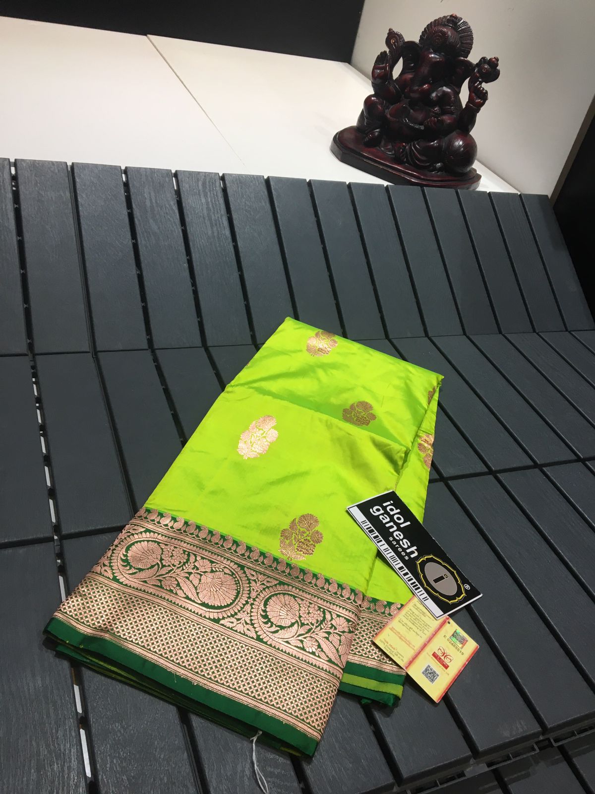 IG2295 Pure handloom kataan pattu / pattu