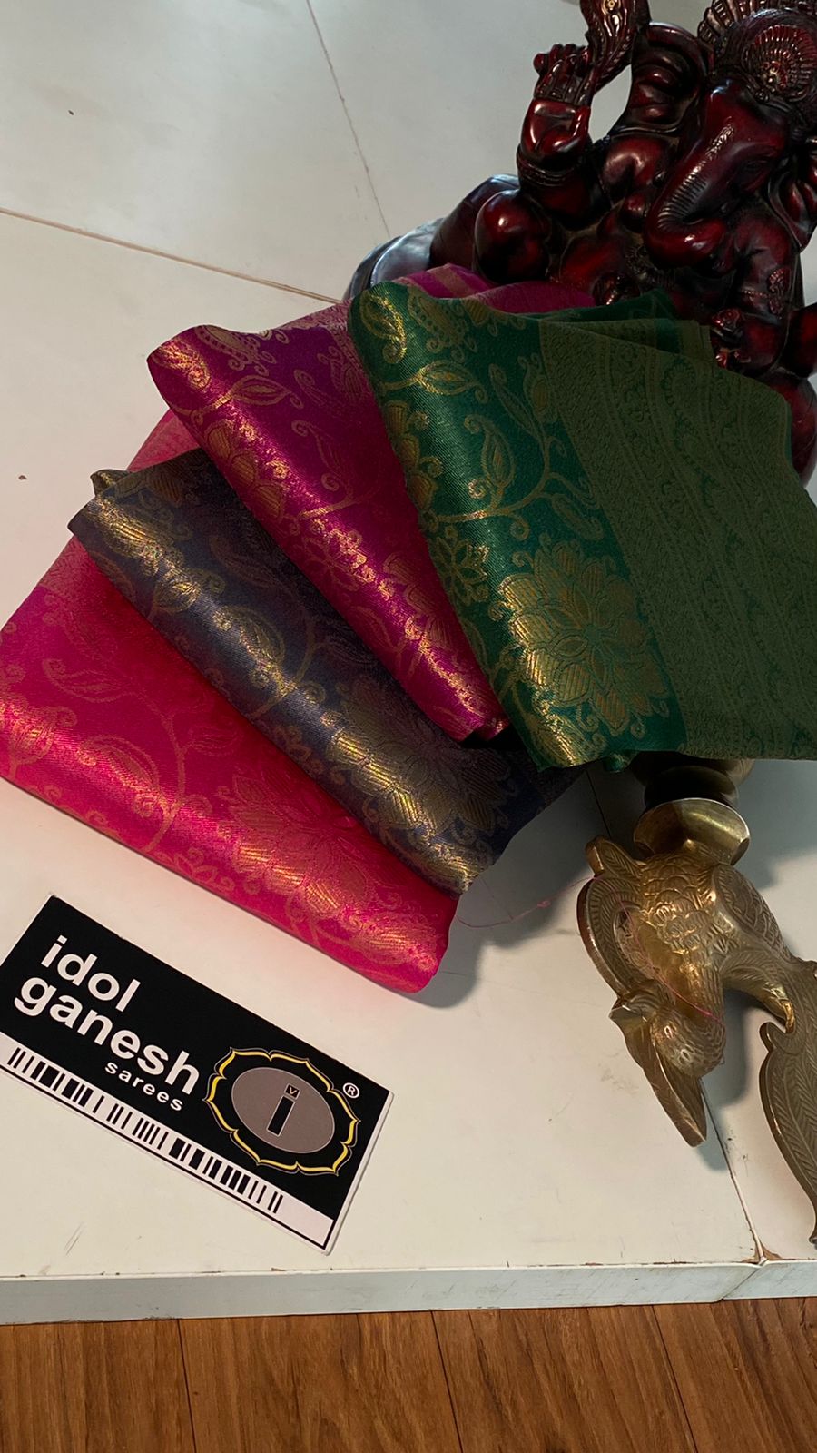 IG2432 Lite weight soft Kubera pattu