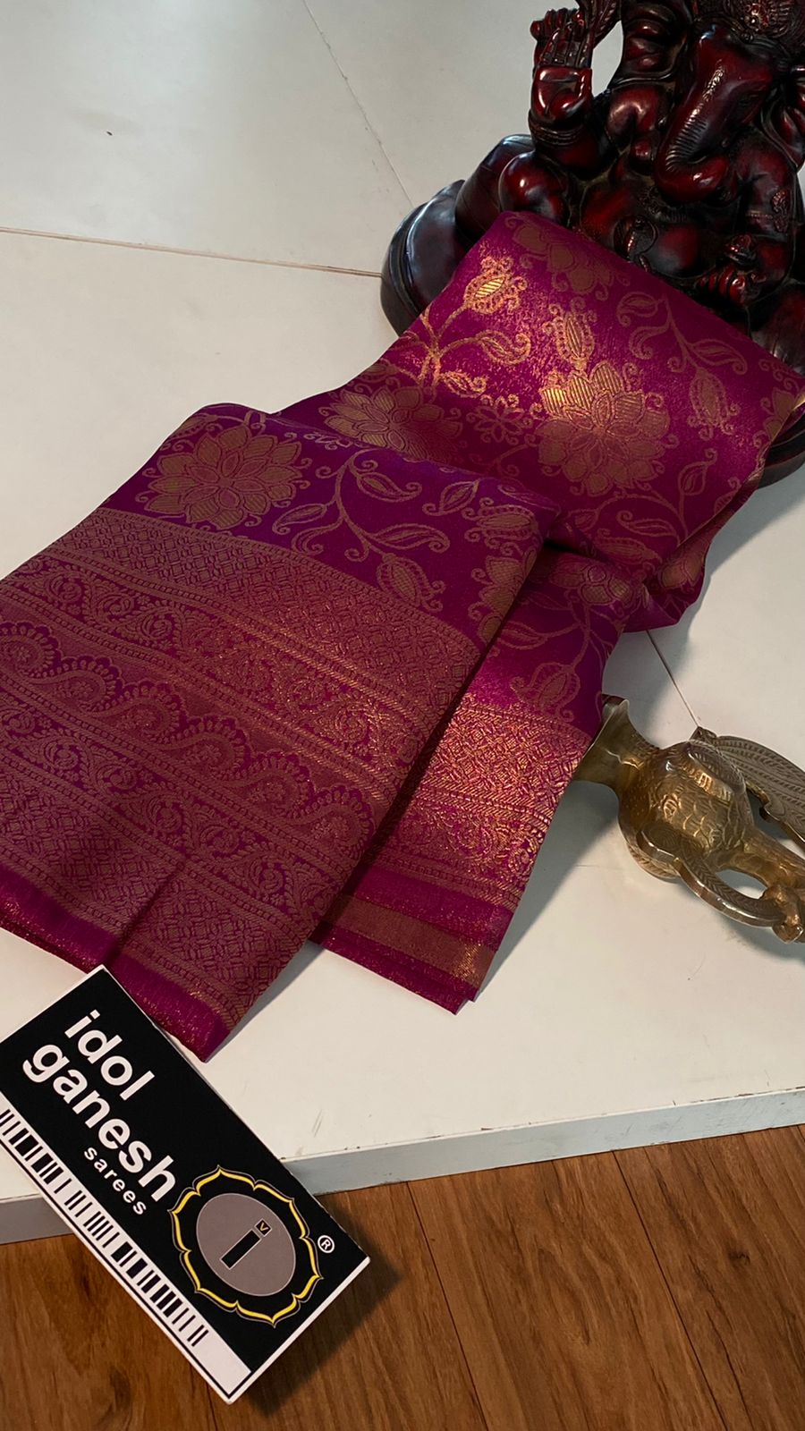IG2432 Lite weight soft Kubera pattu