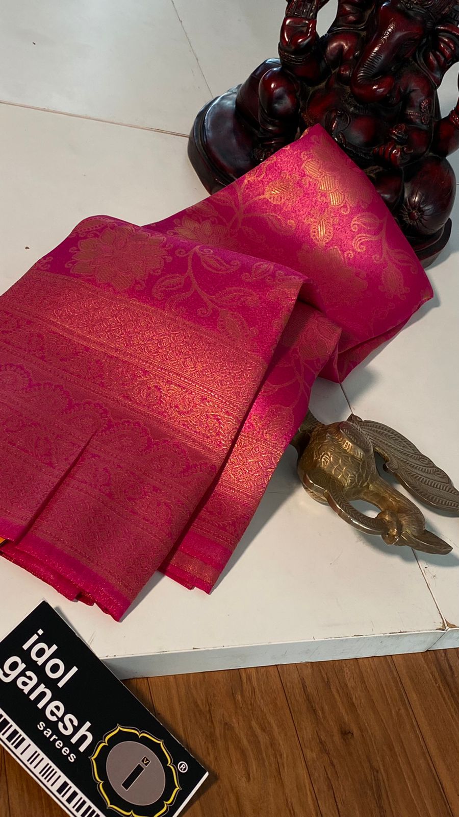 IG2432 Lite weight soft Kubera pattu