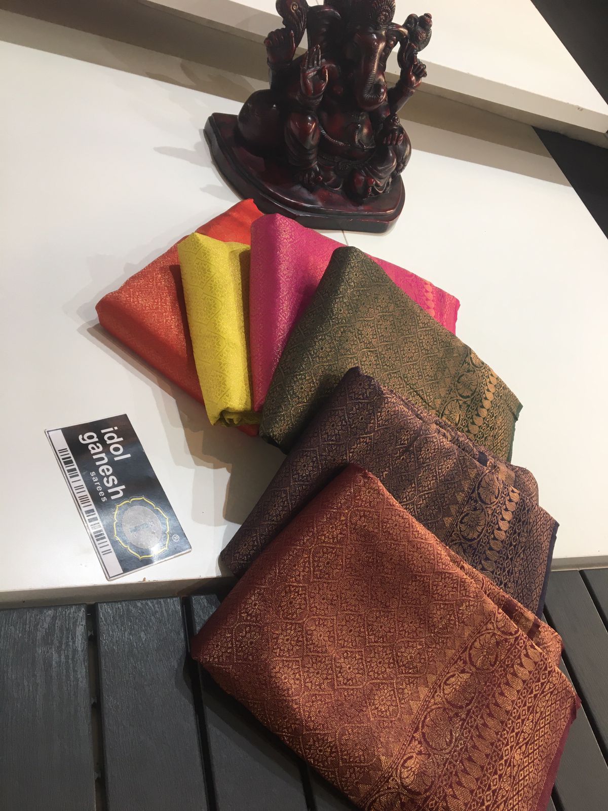 IG2492 Lite weight soft Kubera pattu