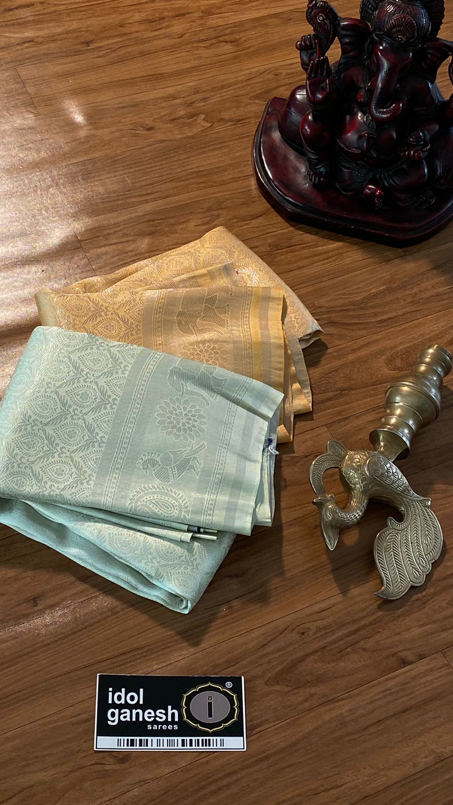IG2494 Lite weight soft Kubera pattu