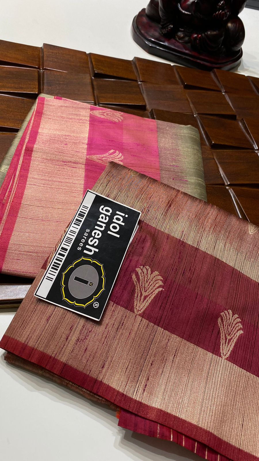 IG253 Pure hand loom jute pattu