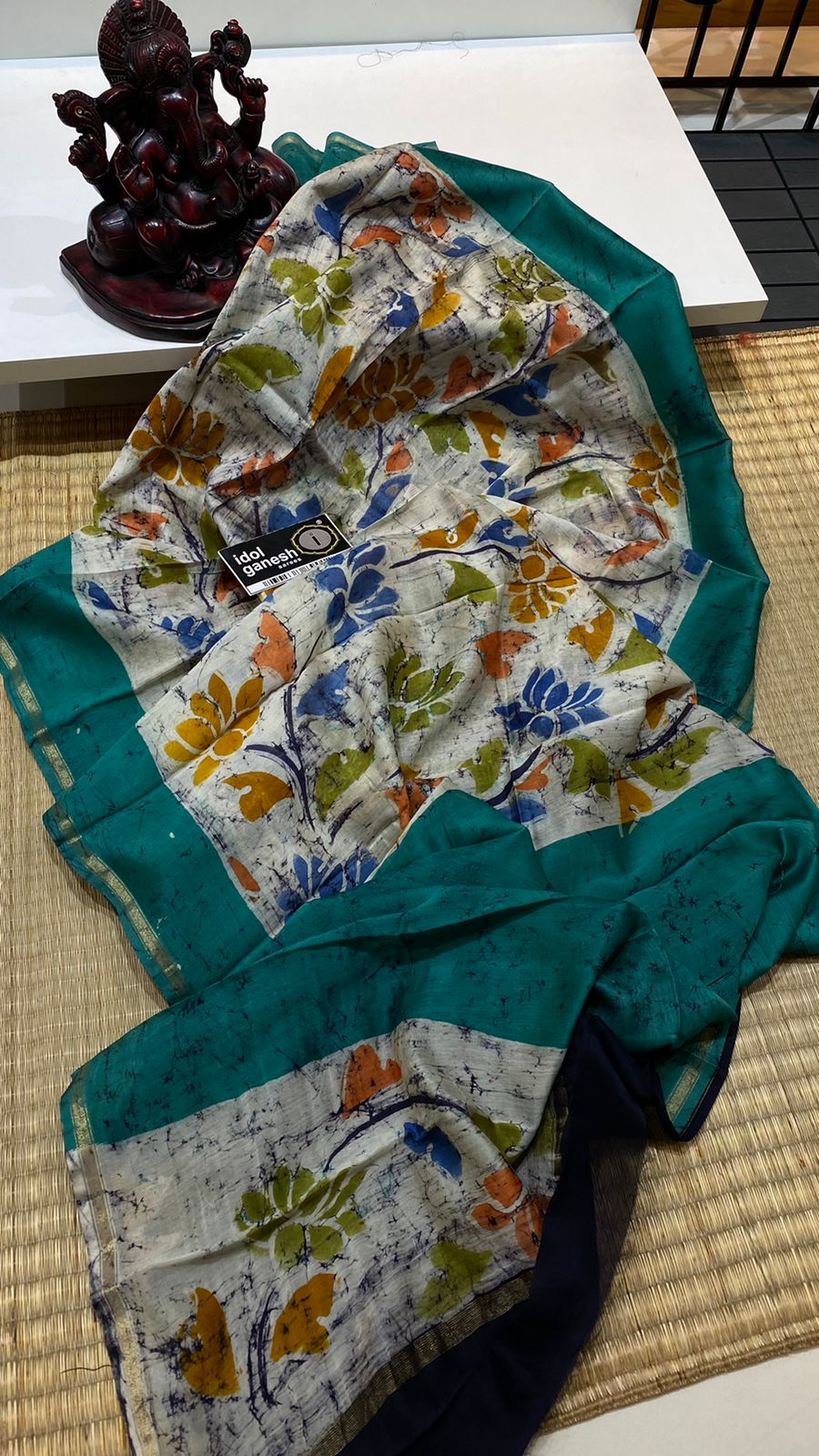 IG2587 Pure Maheshwari Handloom