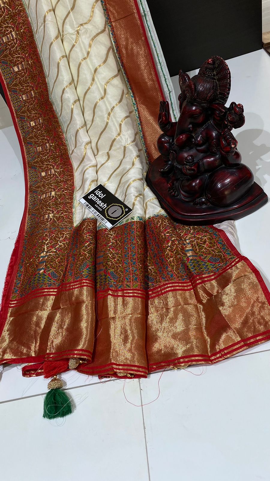 IG2914 Pure munga silk pattu