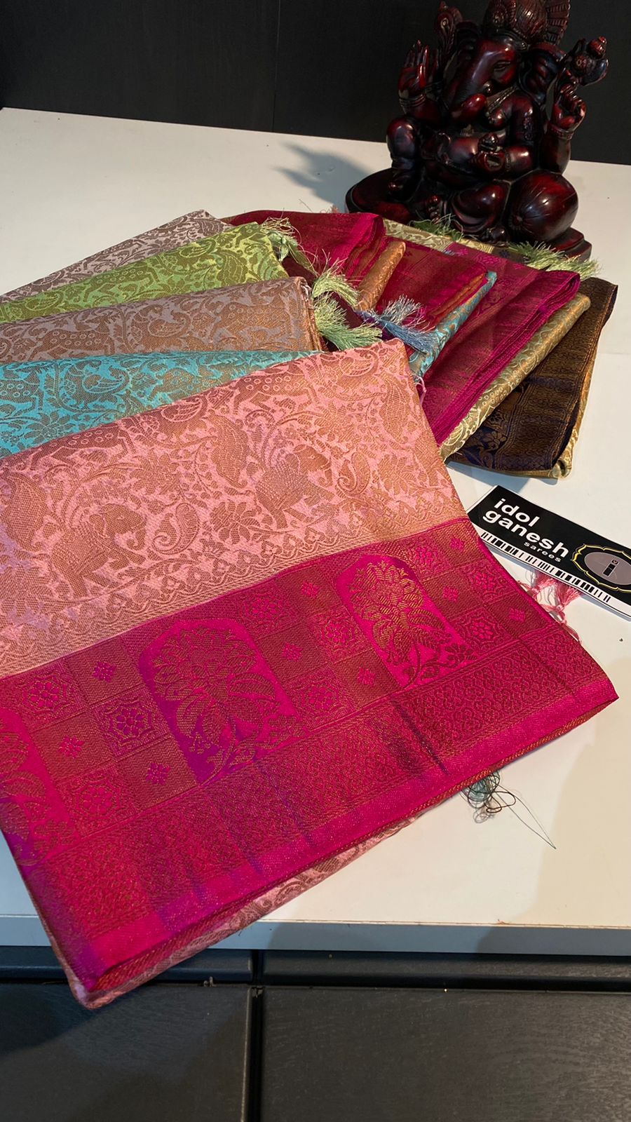 IG3104 Lite weight soft Kubera pattu