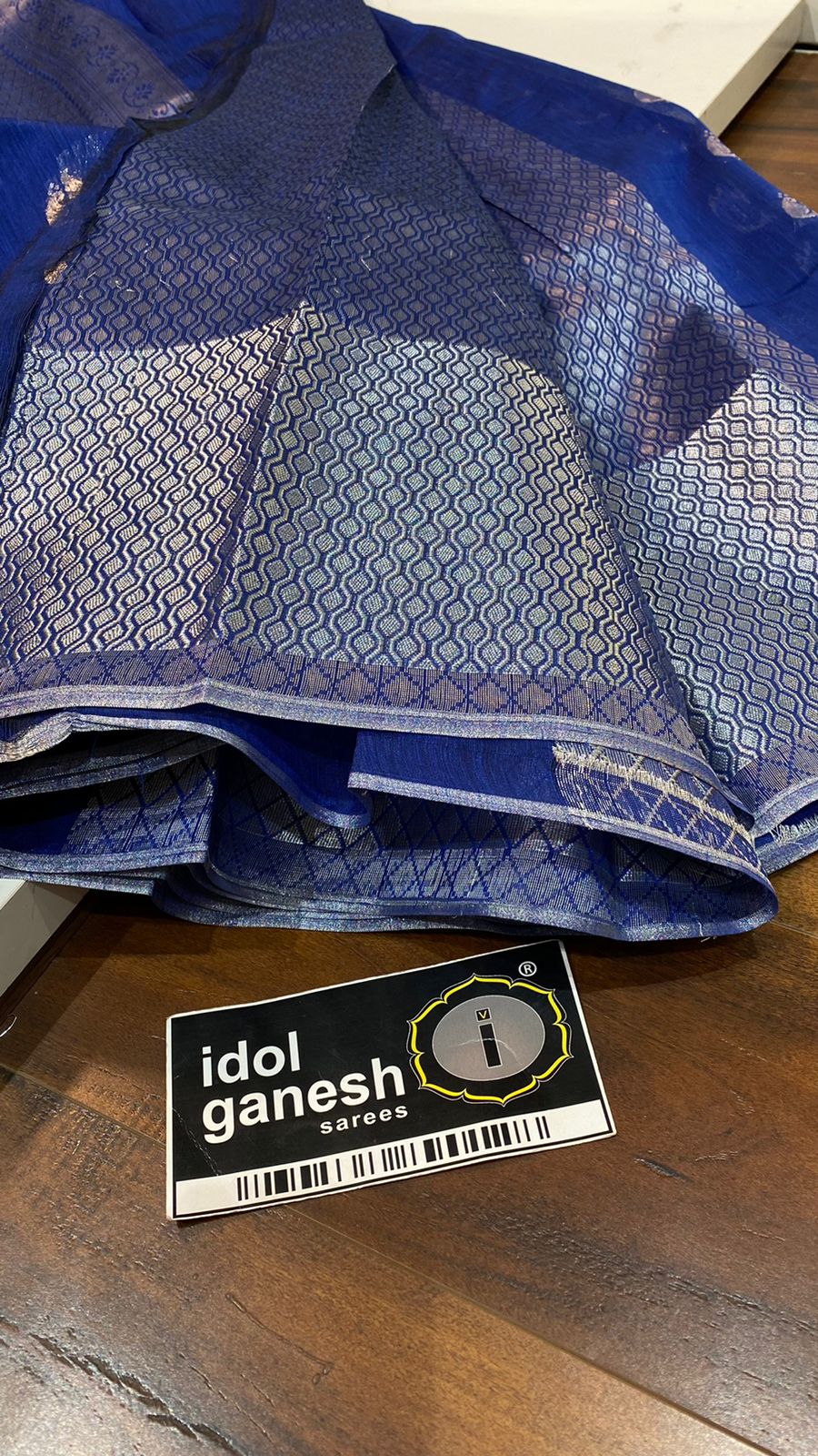 IG3124 Lite weight jute pattu  