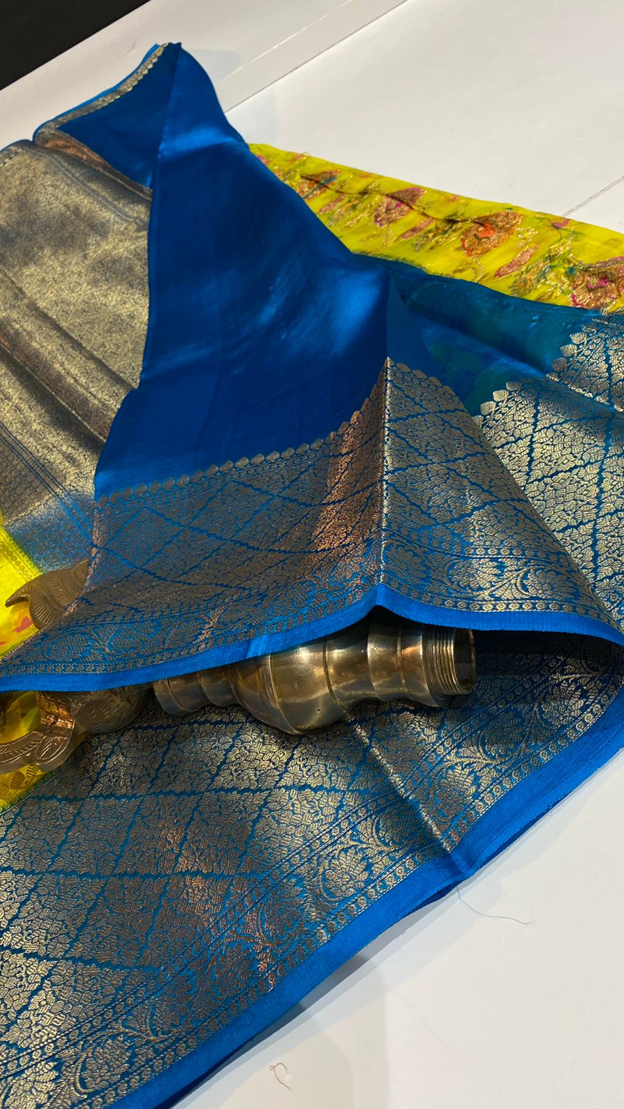 IG3183 Pure handloom soft dupion pattu