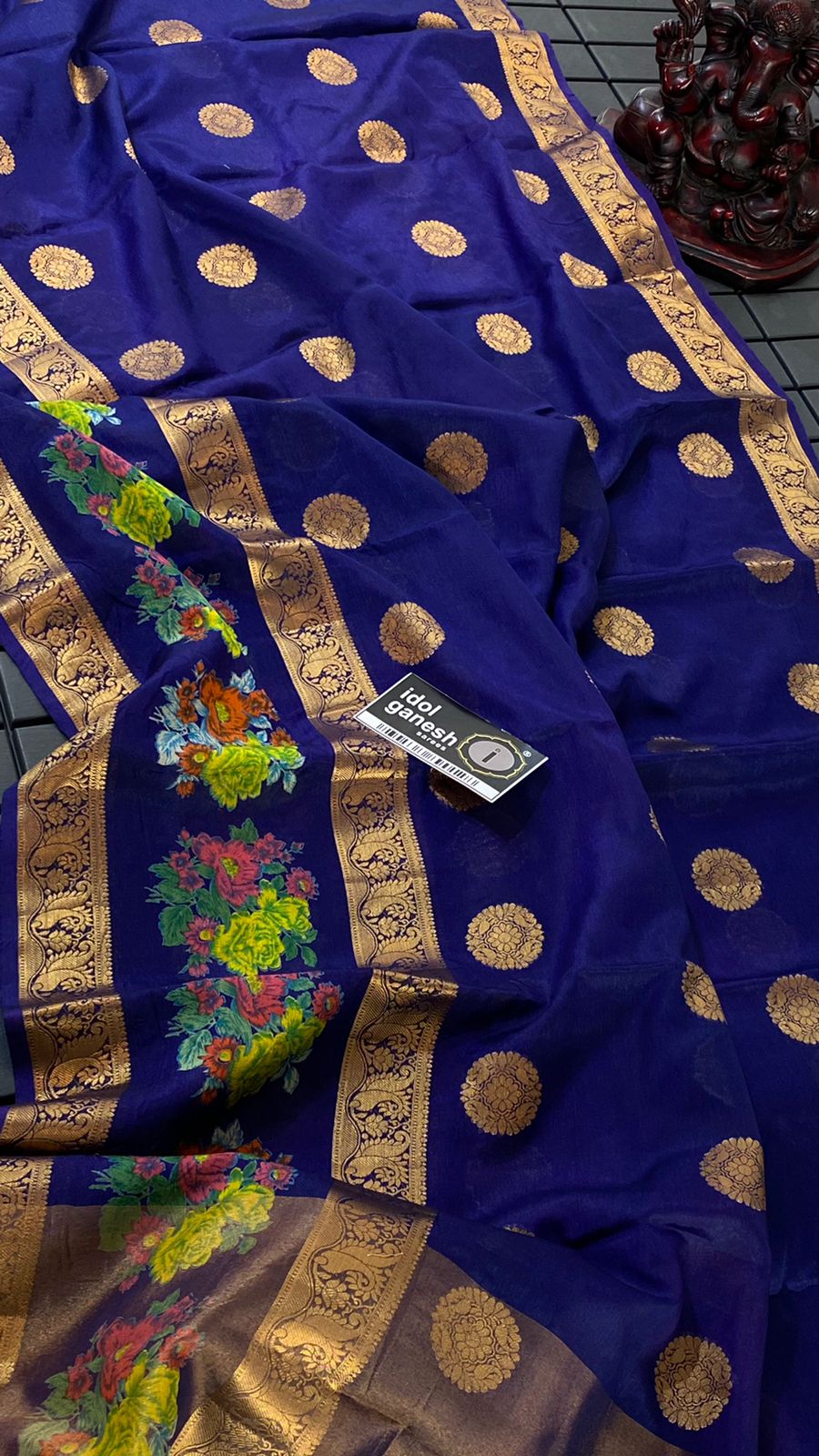 IG3302 Lite weight soft kora Salem pattu