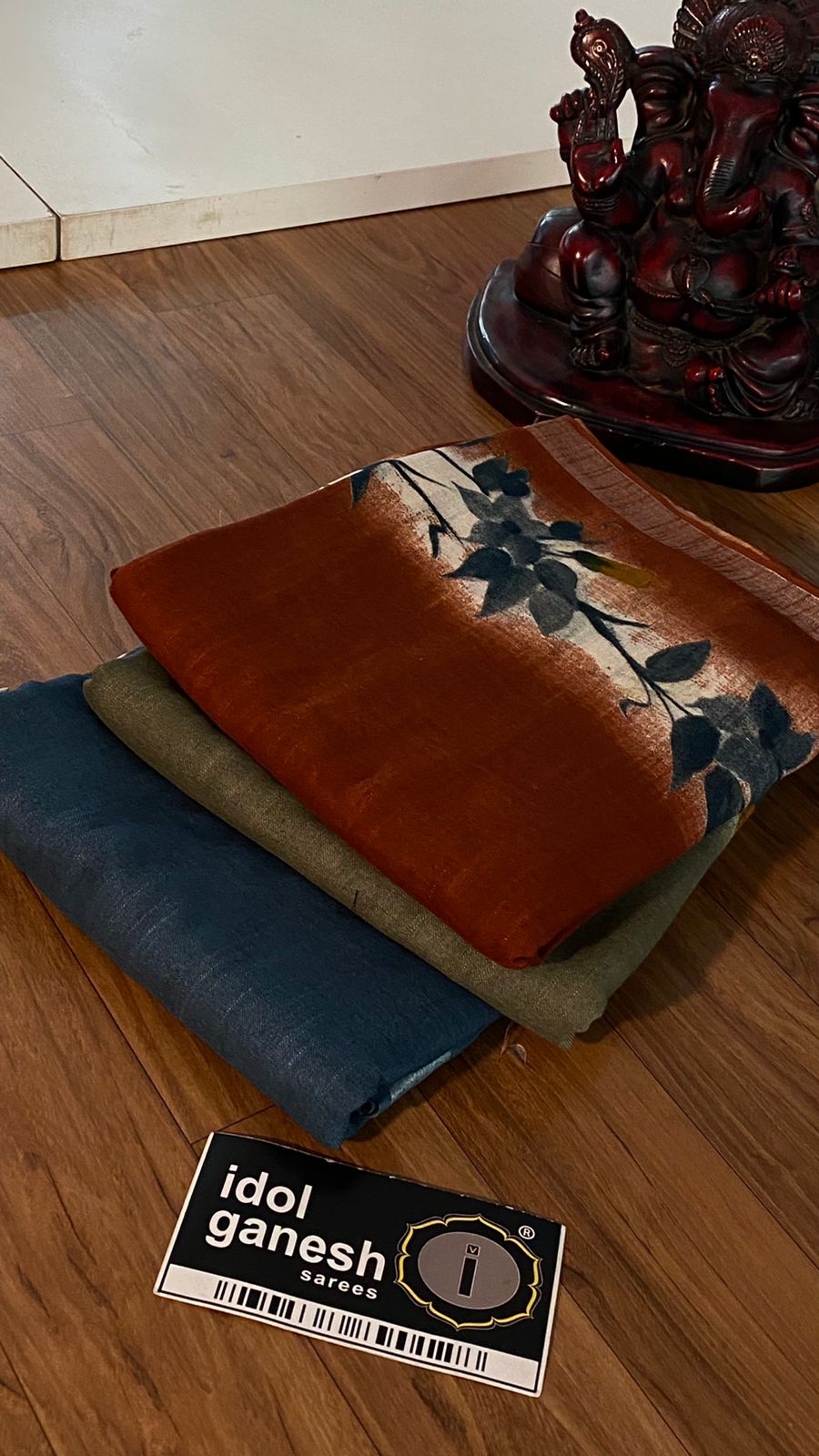 IG3887 lite weight lenin sarees 