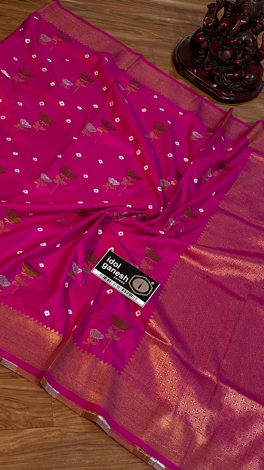 IG4025  lite weight Soft mali pattu 