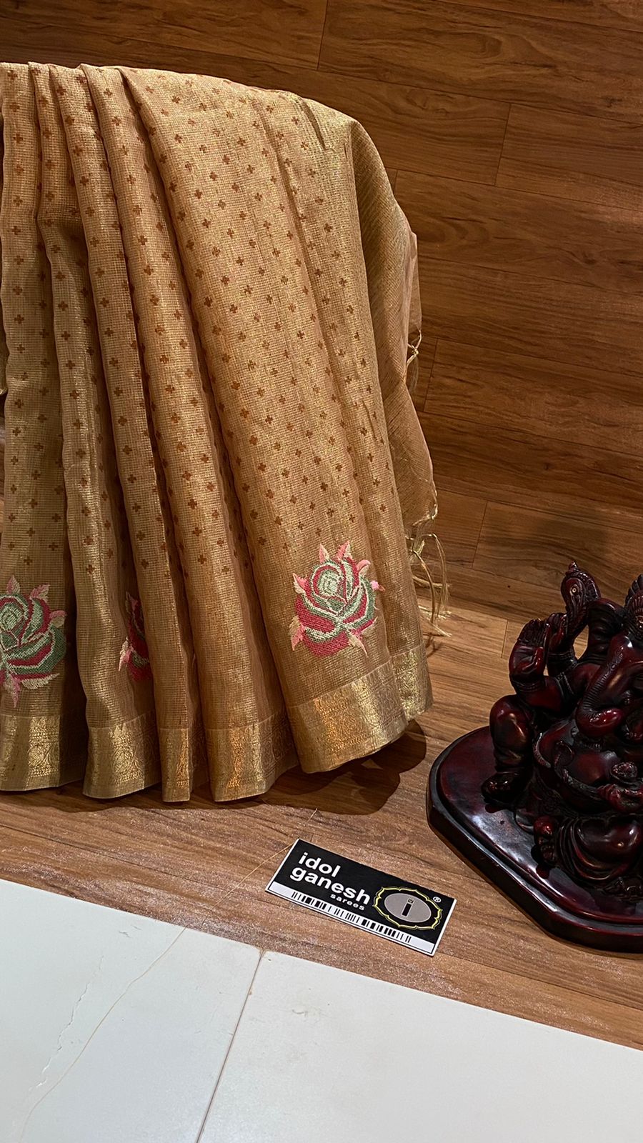 IG4537 pure tissue kota kanchi