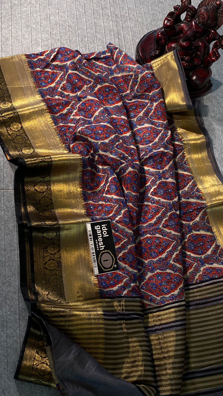 IG5082 Lite weight warm silk pattu 