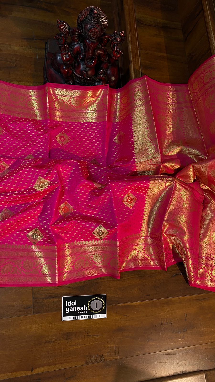 IG5207  Lite weight soft chanderi butta weaving