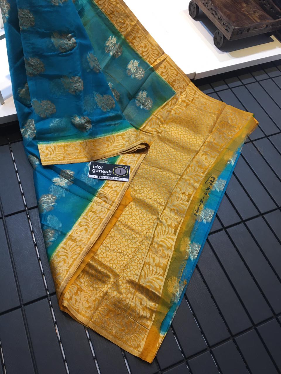 IG540 Lite weight kora sarees