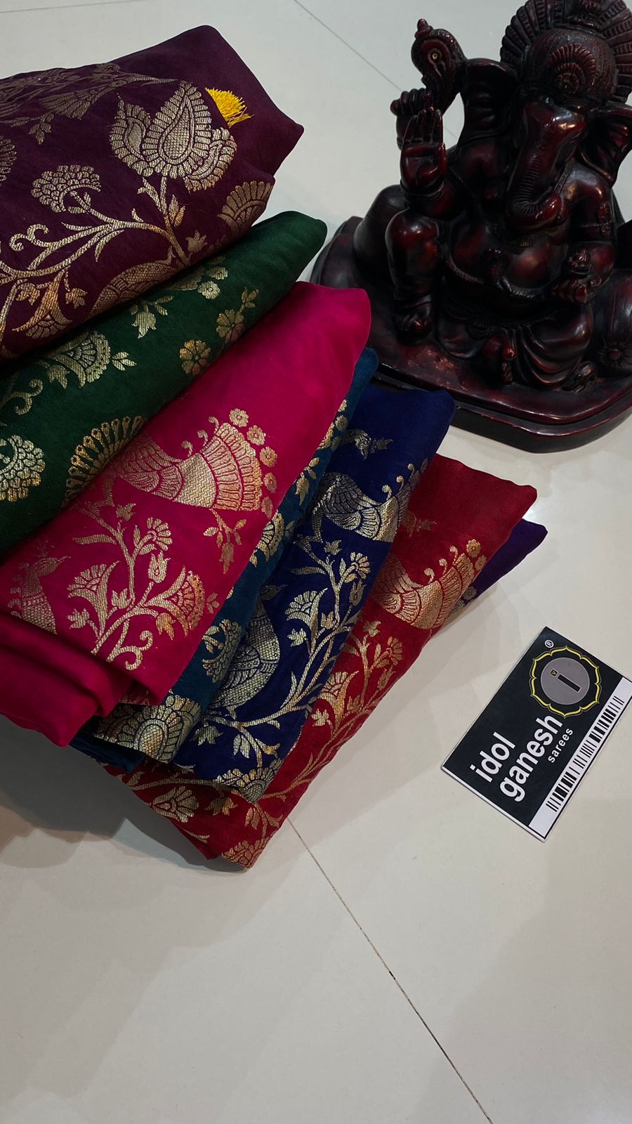 IG5997 lite weight soft munga pattu 