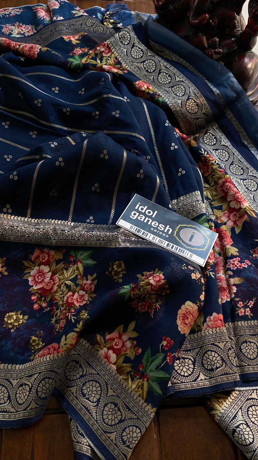 IG6477 lite weight soft pure munga silk pattu 