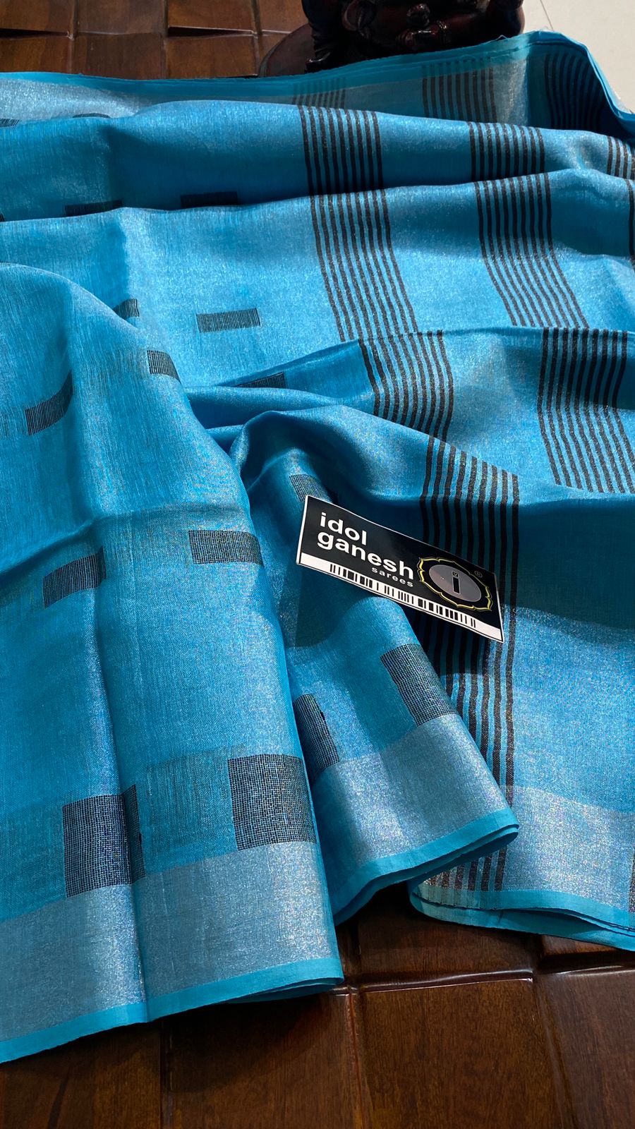 IG6867pure handloom tissue /lenine saree 2200/-