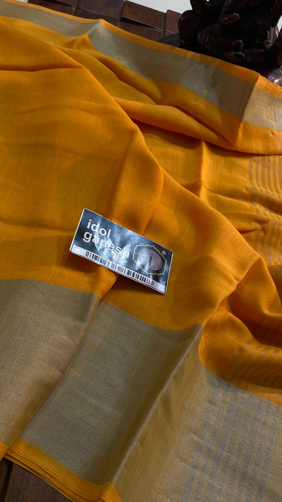 IG6874lite weight lenine sarees 