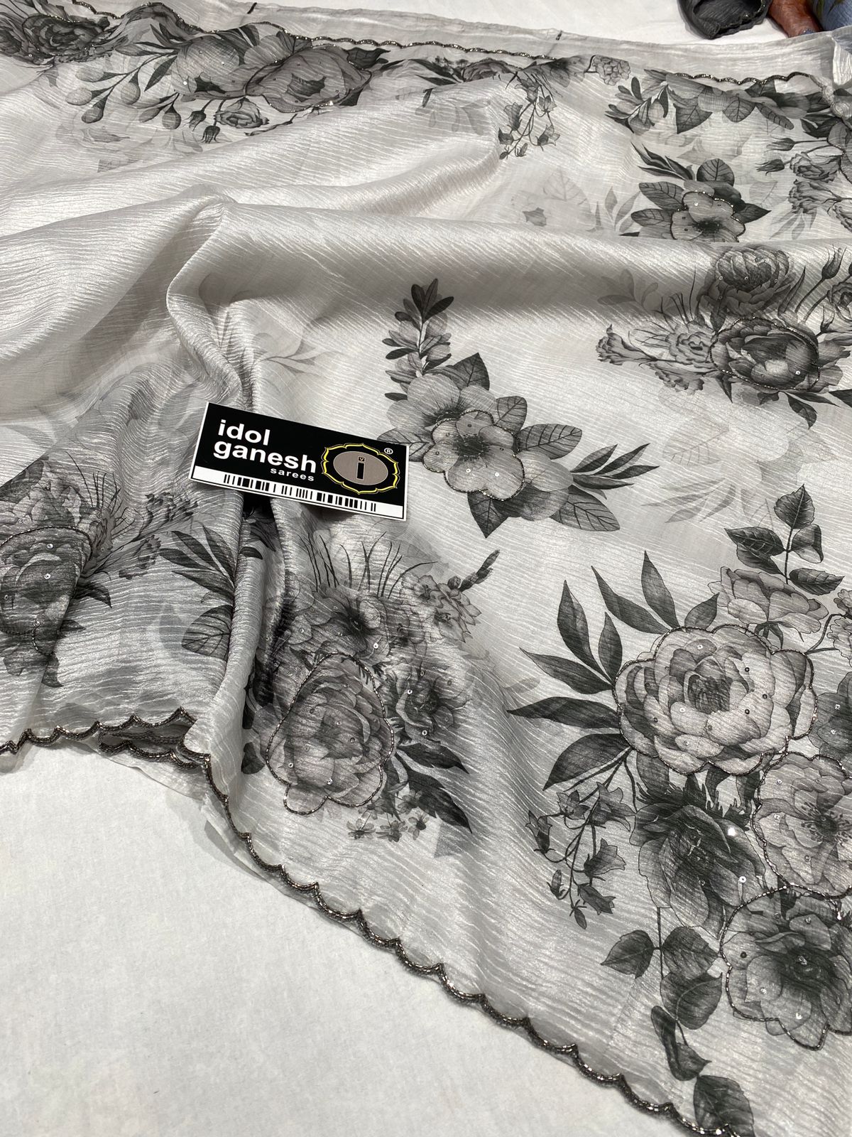 IG6908lite weight muslin crush prints