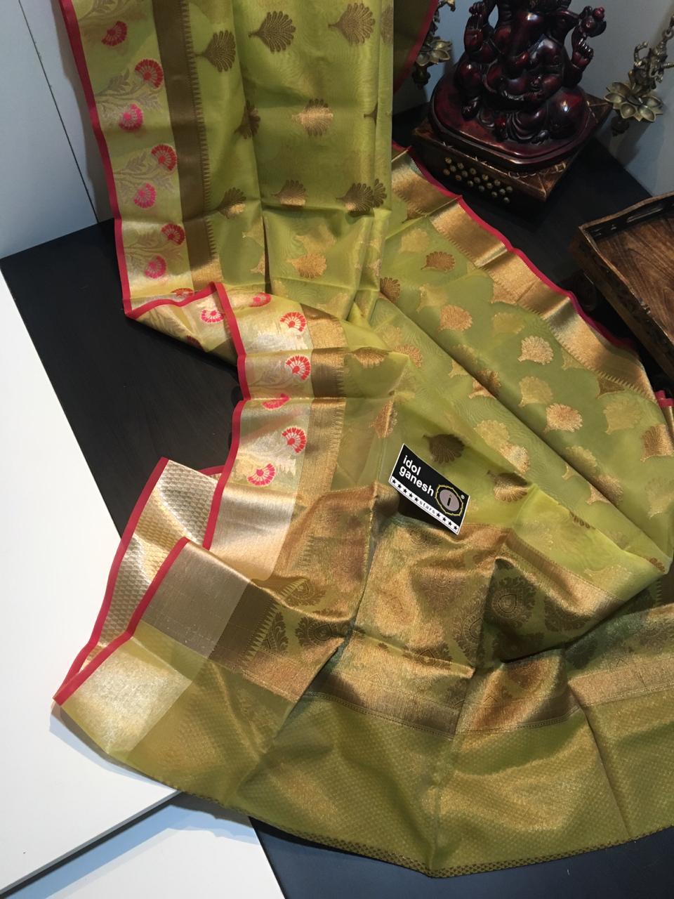 IG699 Lite weight kora paithani border