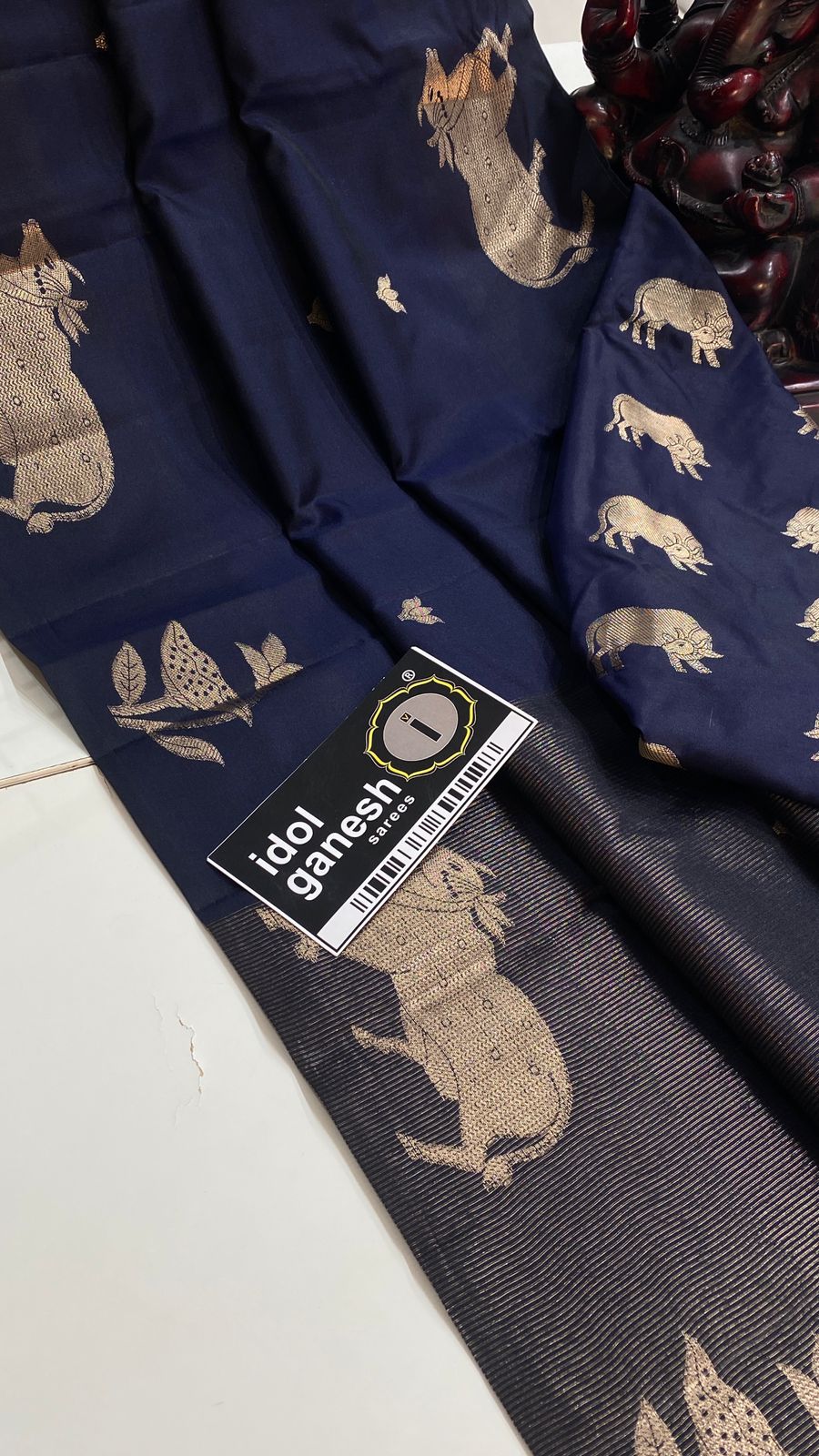 IG7046 lite weight raw mango pattu 