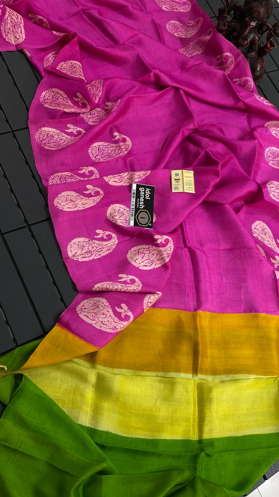 IG7083: lite weight handloom pure silk 