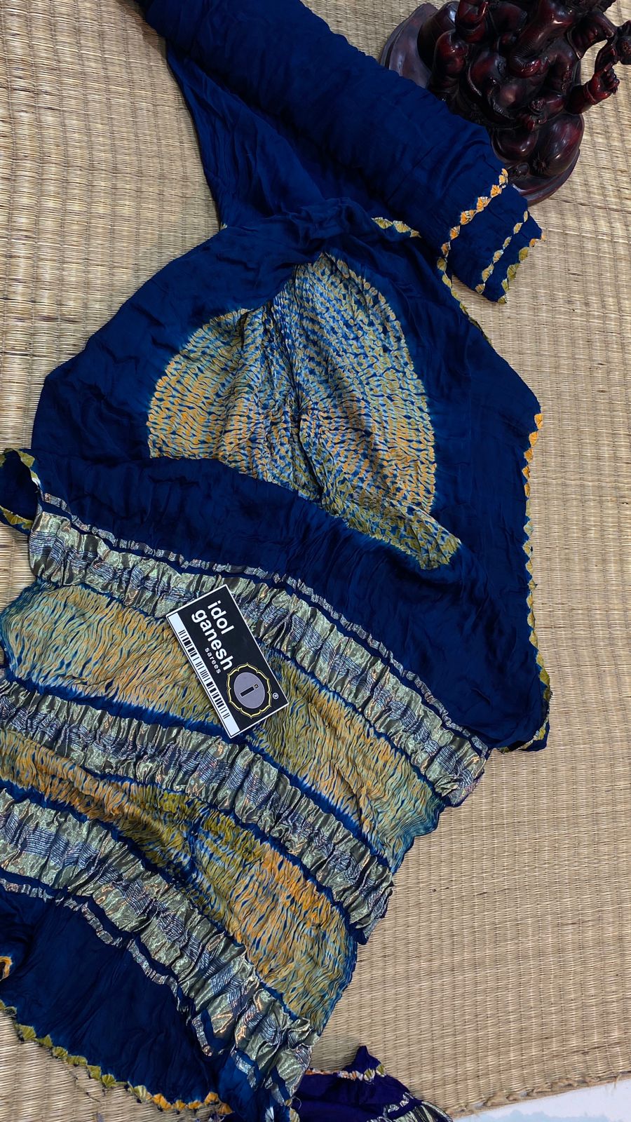 IG7415pure gazzi silk jari lakdi patta pallu  