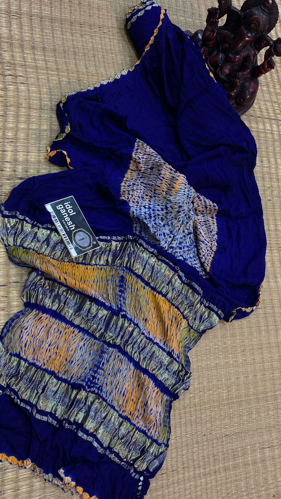 IG7415pure gazzi silk jari lakdi patta pallu  