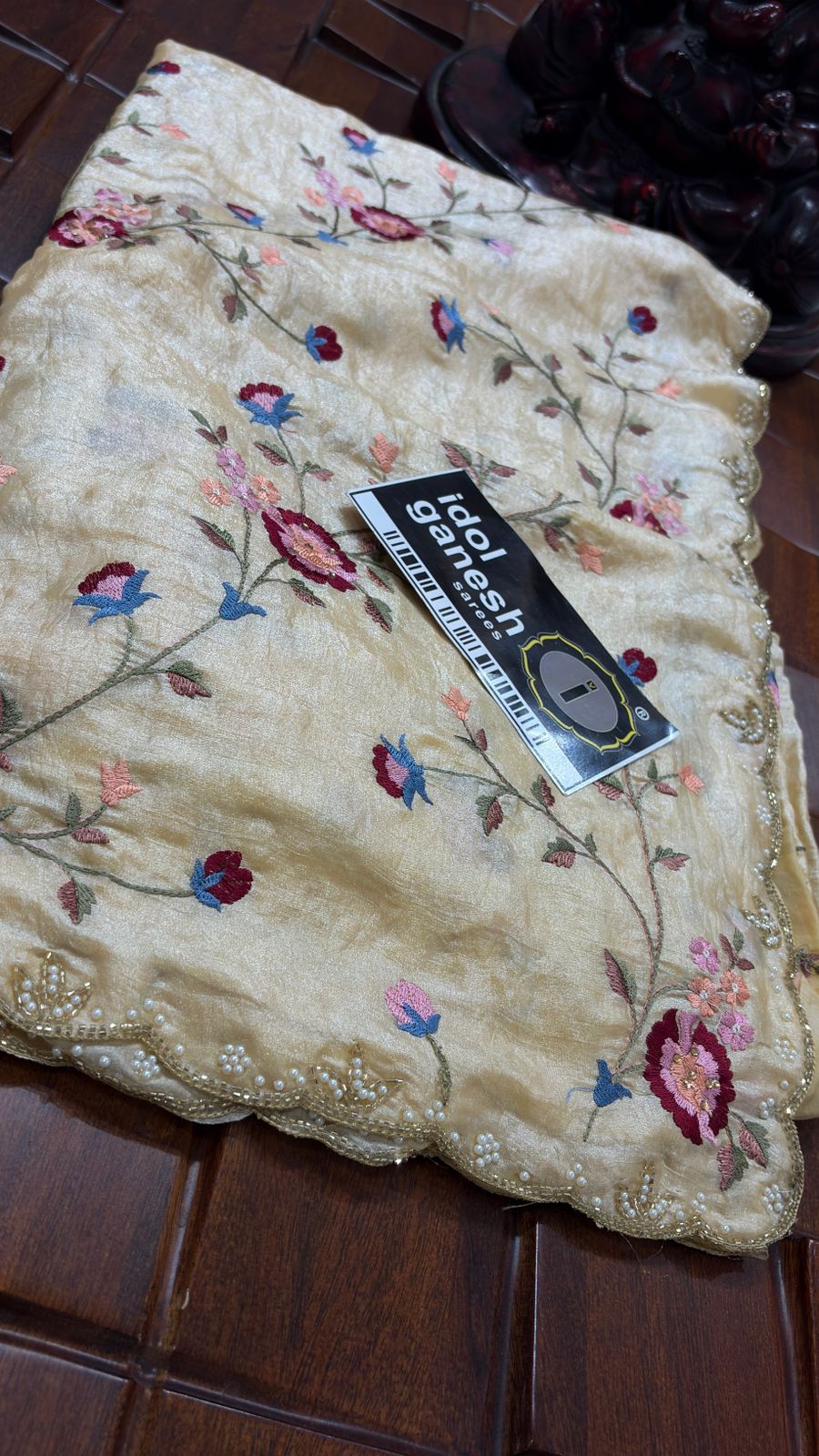 IG7729:lite weight pure velvet chiffon sarees  