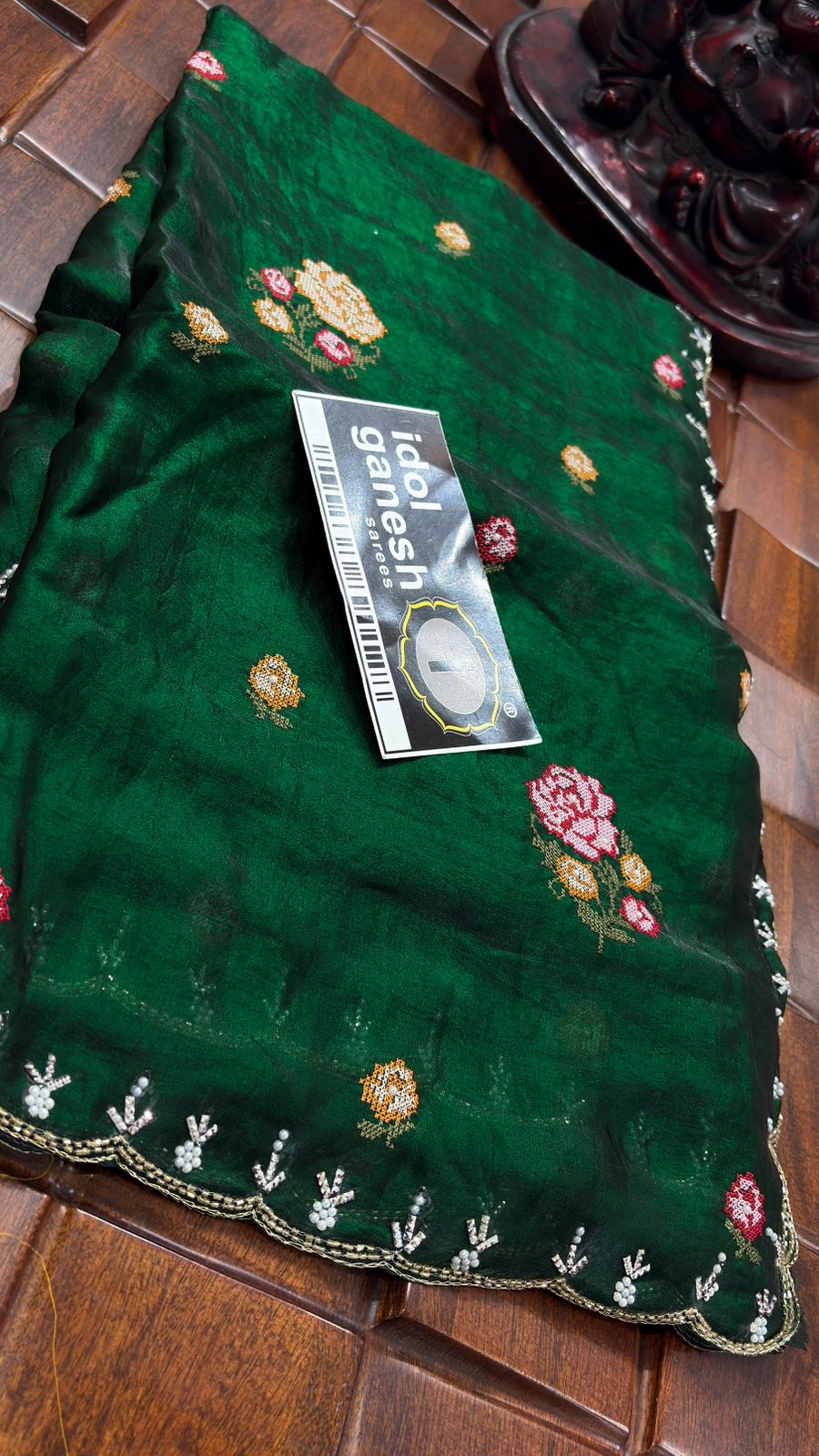 IG7732:lite weight pure velvet chiffon sarees IG7732:lite weight pure velvet chiffon sarees