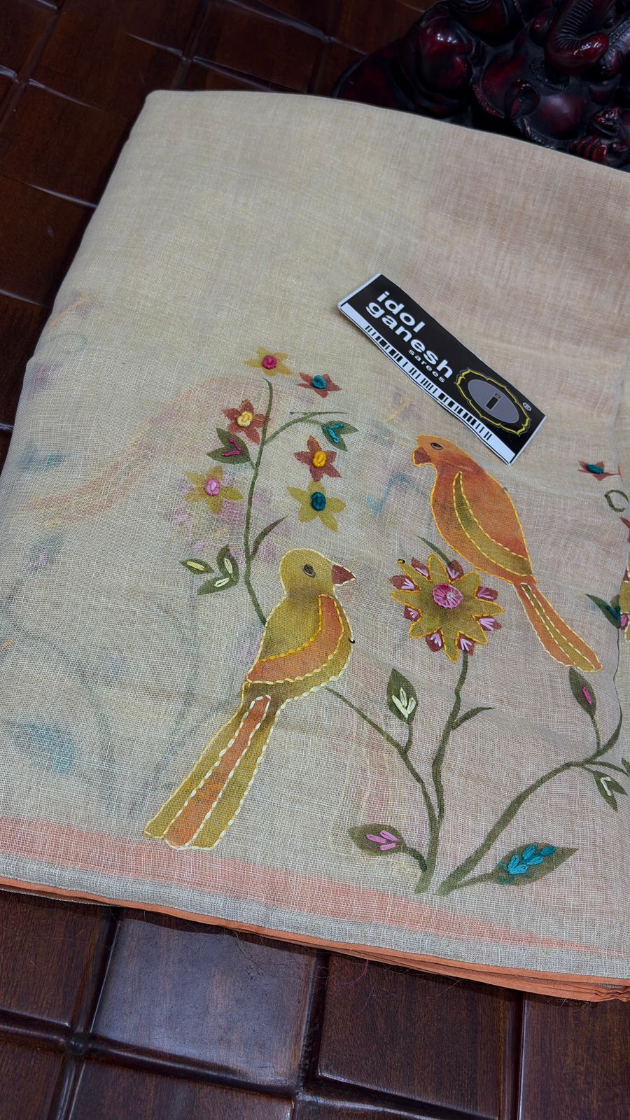 IG7741:lite weigh pure tissue Lenin with hand brush 2800/-